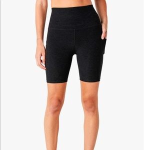 Beyond Yoga Spacedye Pocket Bike Short